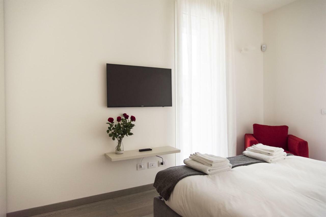Design & New Center Apartments Мілан Екстер'єр фото